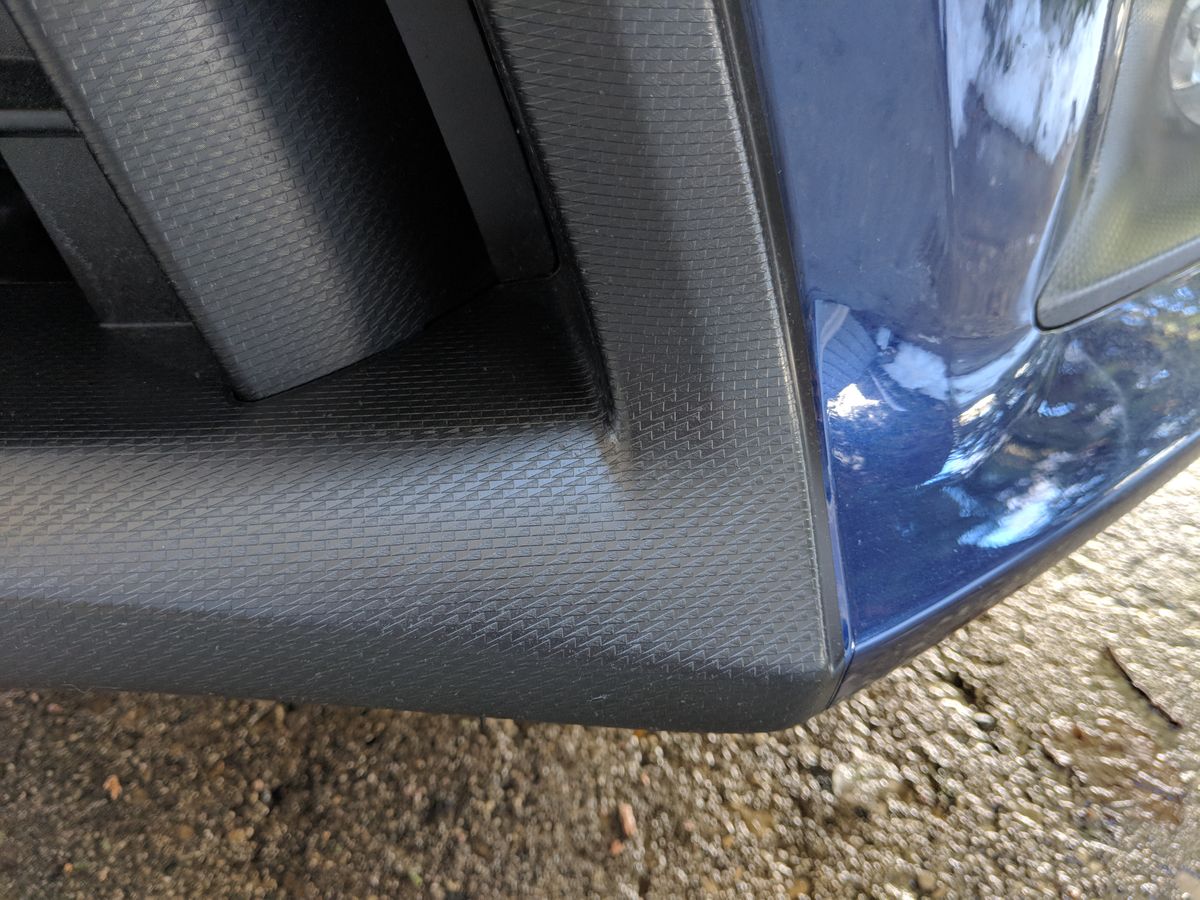 Detail of the front bumper textures