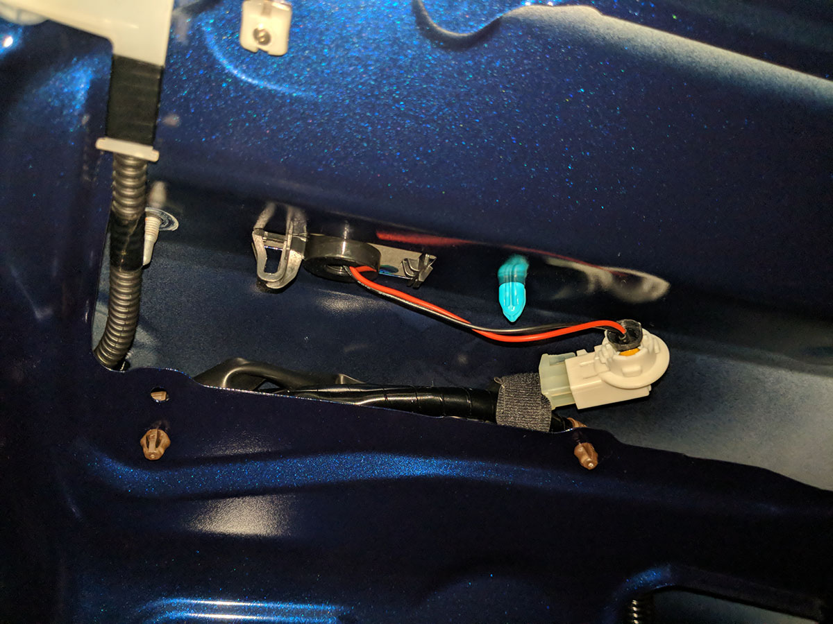 LED wiring plugged in