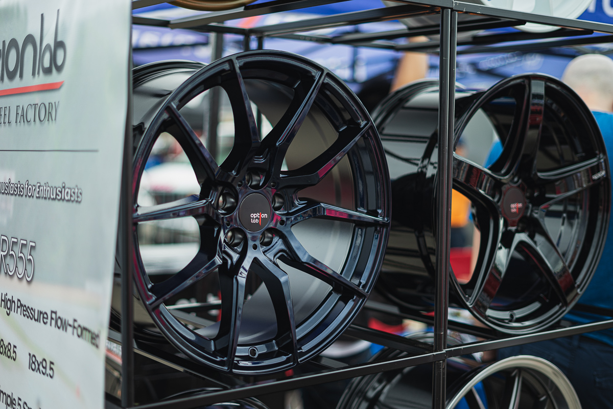 Option Lab Wheels booth
