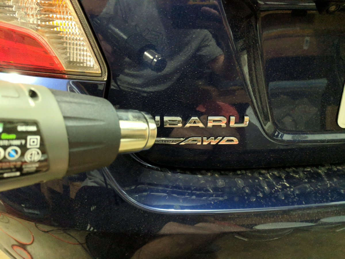 Heating the driver's side badging